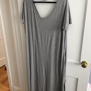 Women’s maxi dress